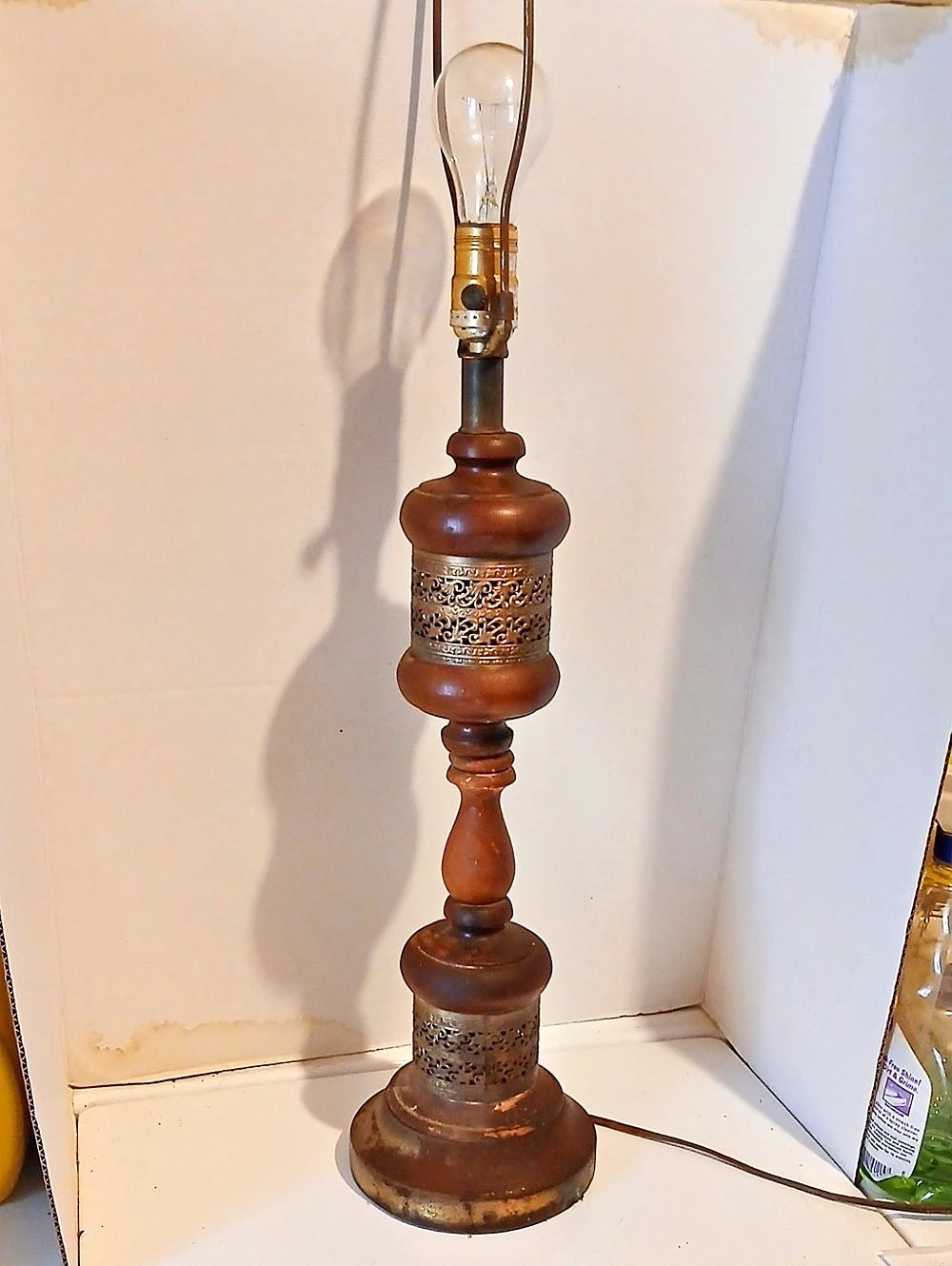 Vintage Mcm  Wood Metal Filigree Table Lamp Brown & Gold